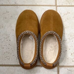 Koolaburra Tan Slip-On Shoes